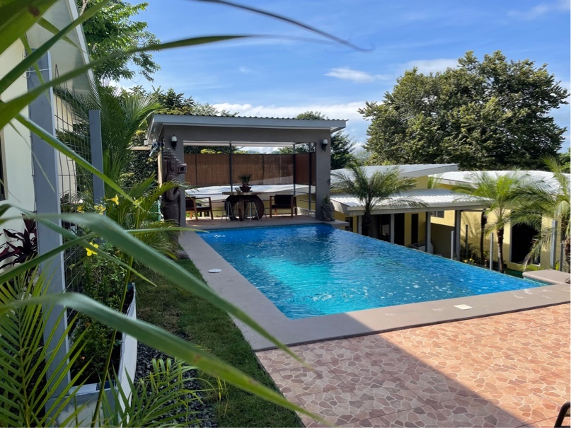 Proyecto de 5 casas para renta, a minutos de Tamarindo
