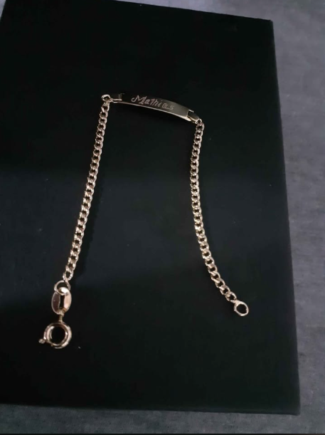 Esclavas para bebé baño de oro 14K – grabadas – Jacó Costa Rica