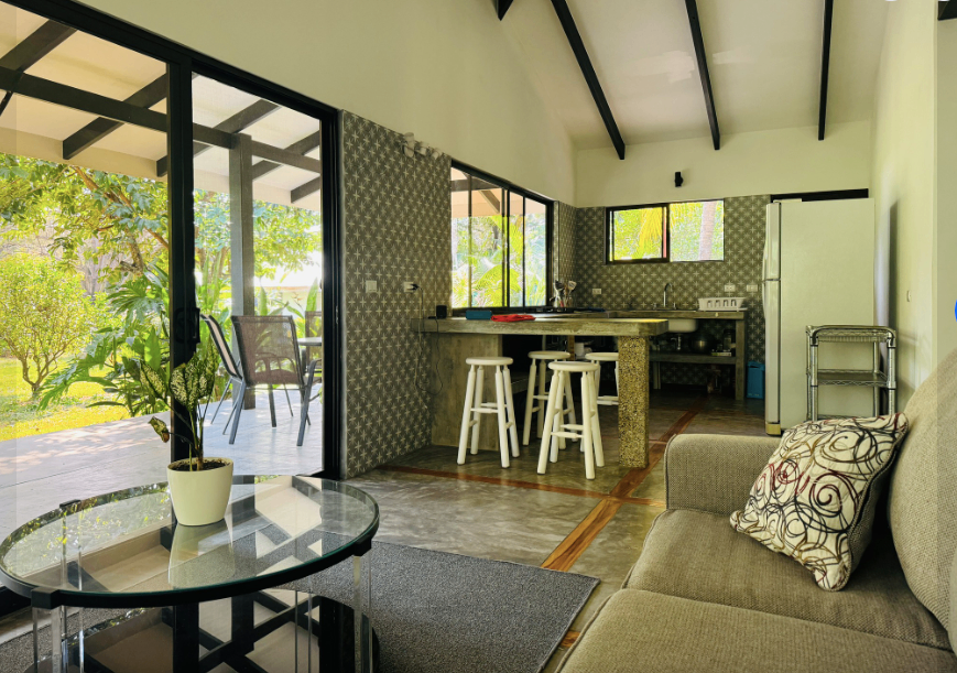 Casa 2 Habitaciones en Playa Hermosa Costa Rica – Alquiler Largo Plazo