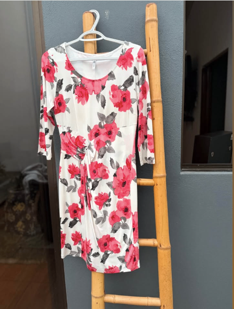Vestidos elegantes + zapatillas talla 37 – como nuevos – Jacó CR