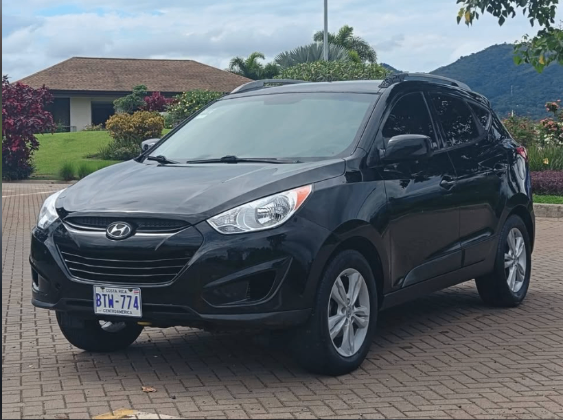 Hyundai Tucson 2011 – aire acondicionado – al día – Cobano