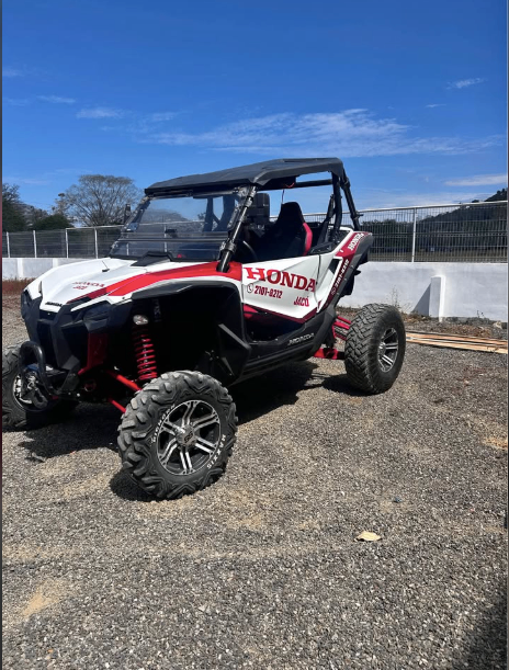 Honda Talon 1000R 2021 SxS 4x4 con extras – listo para off-road – Jacó