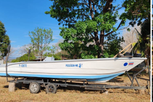 🚤 Lancha 7.85m – Muy Estable | Con Carreta | Tamarindo