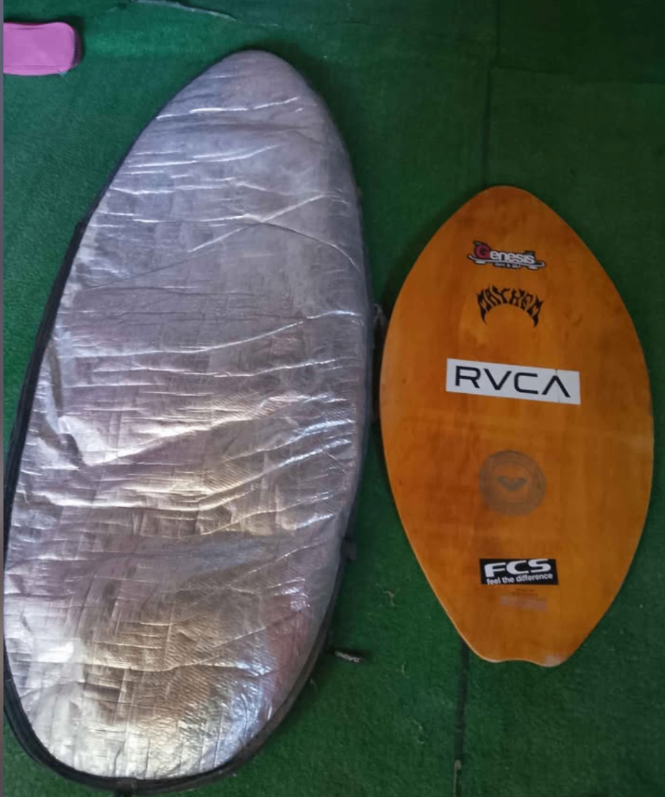 Skateboard + Estuche Dakine en Venta – Buenas Condiciones - Tamarindo