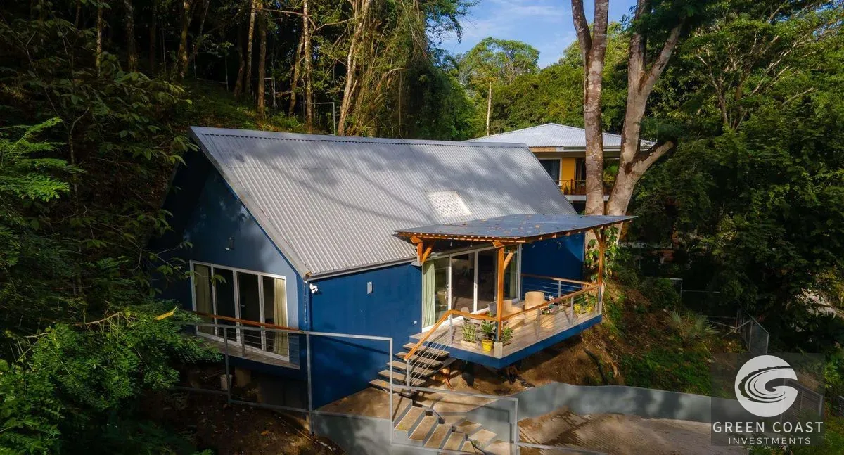 House for Sale in Manuel Antonio, Costa Rica – Casa Beratna – $299,000