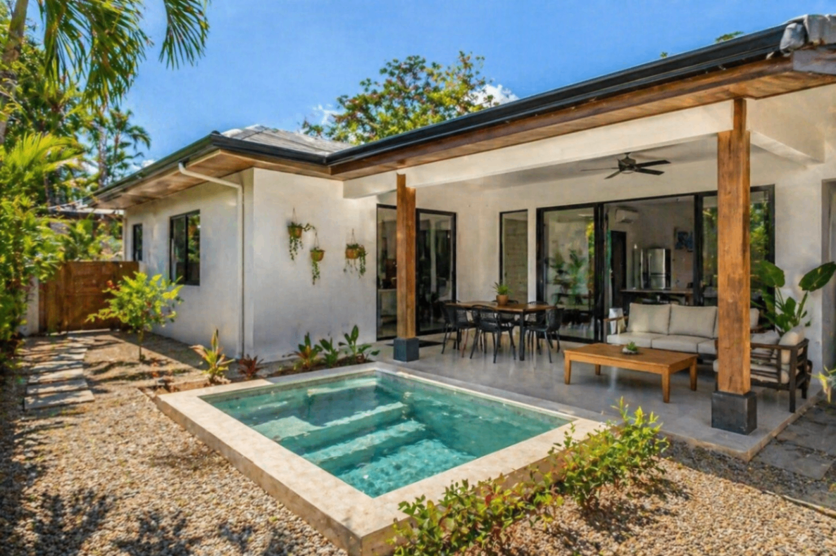 Casa moderna en venta Tamarindo Costa Rica con piscina privada