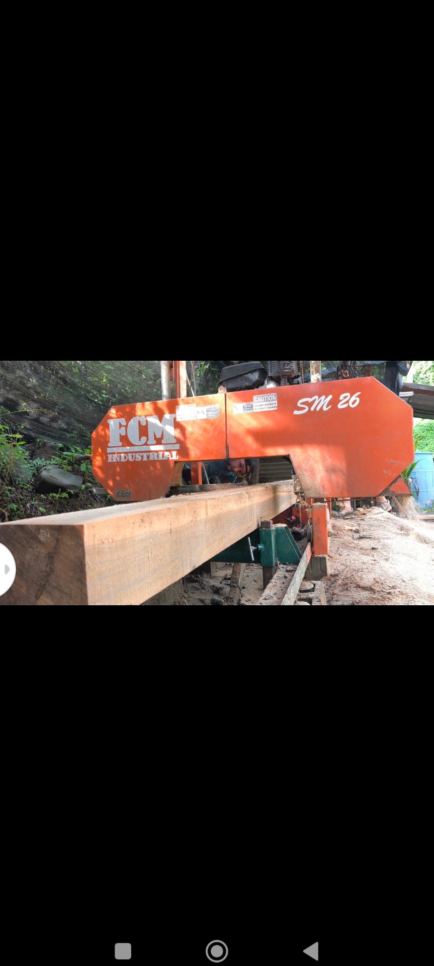 Vends scierie mobile avec moteur Kohler 14 HP
