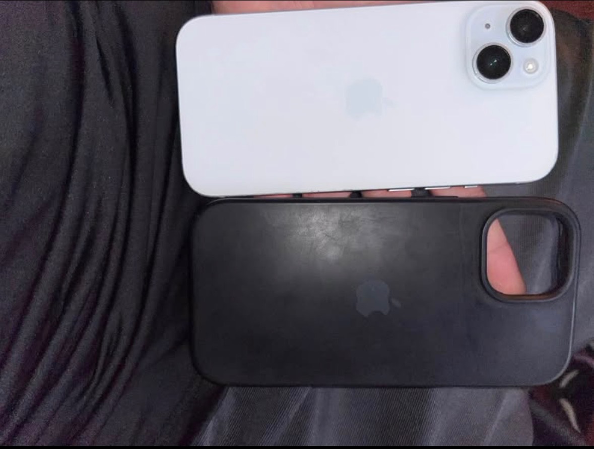 iPhone 15 blanco 126 Gb