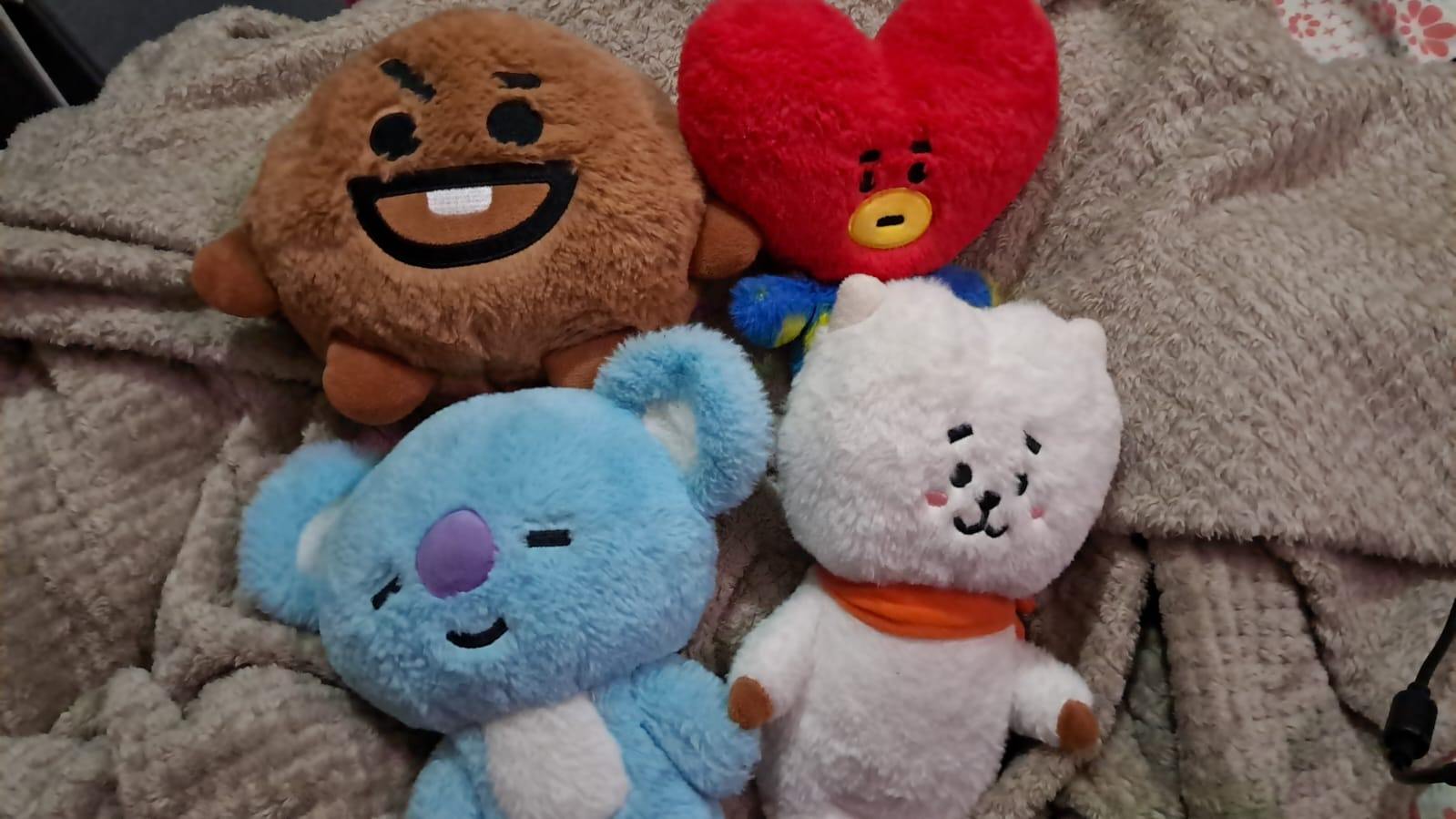 Peluches BTS Miniso