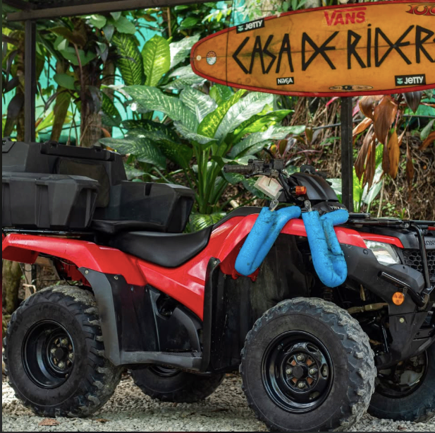 Alquiler de ATV Honda 420cc con rack de surf – Santa Teresa / Cóbano