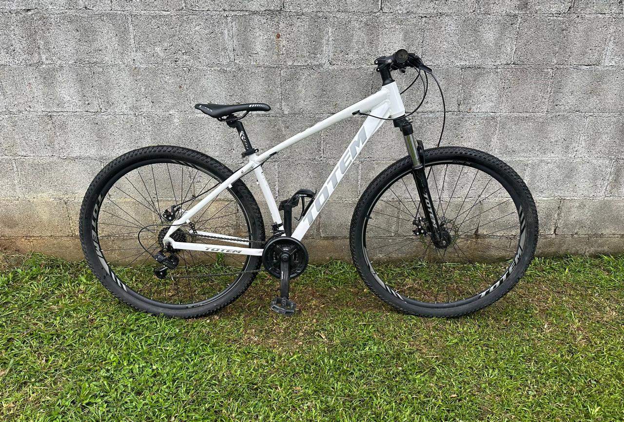 Bicicleta Totem T7 aro 29 talla M Shimano 21 velocidades