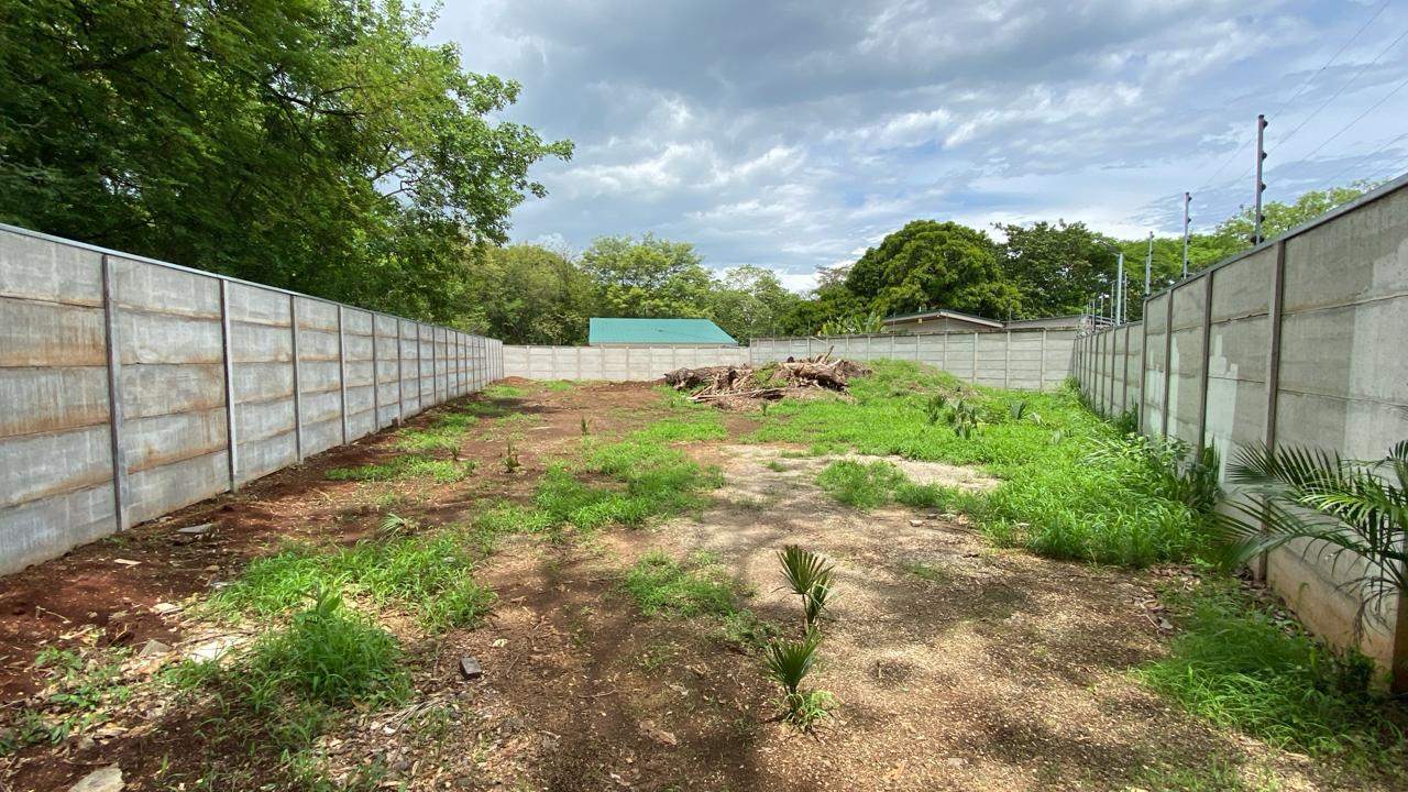Lote en Huacas! 1.121 m² con Servicios Instalados, Privacidad y Potenc