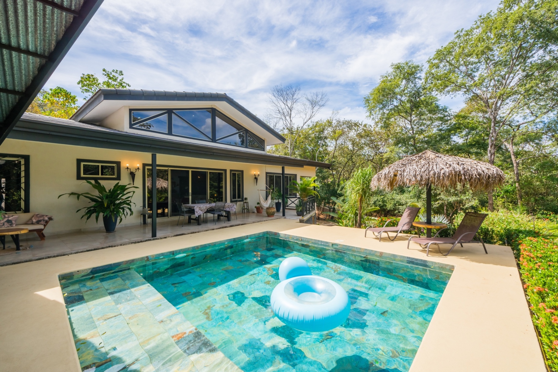 Villa en Venta en Matapalo – Lujo