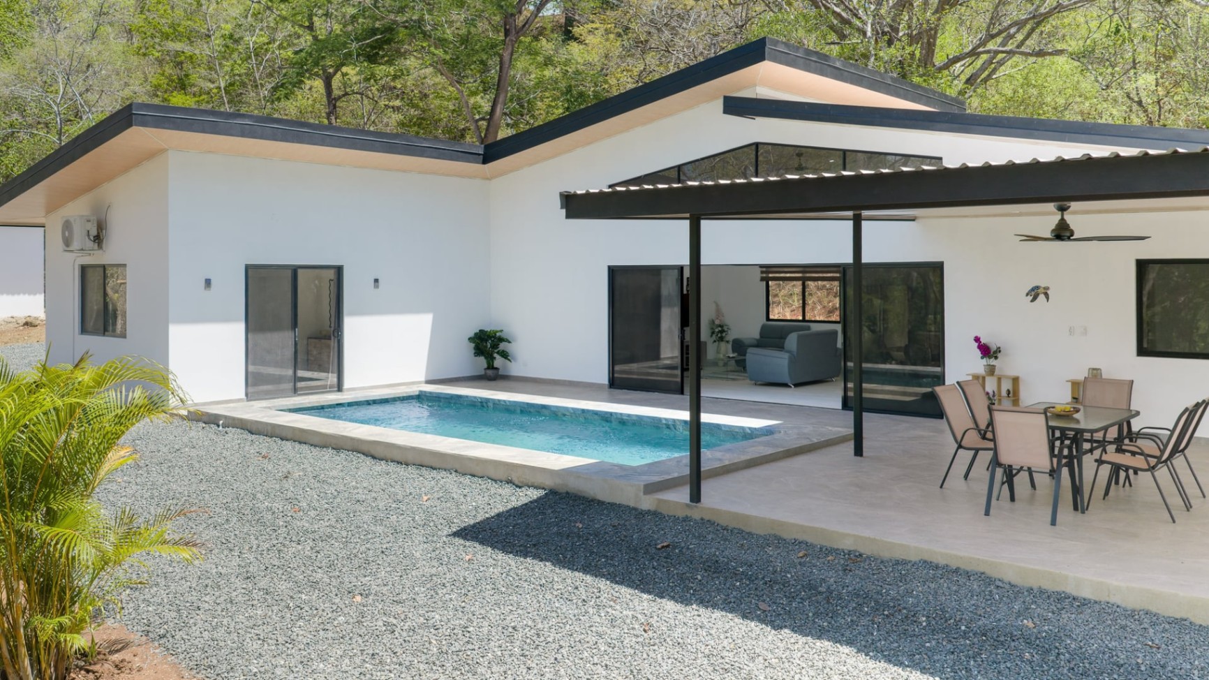 villa moderna a estrenar con piscina en amplio terreno de 6.414 m
