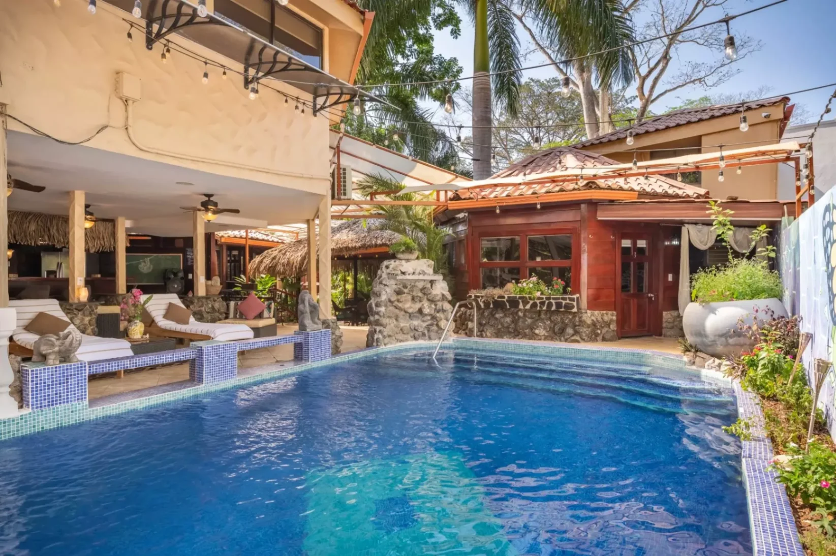 Successful AIRBNB for Sale, just a few meters from Playa Potrero-flami