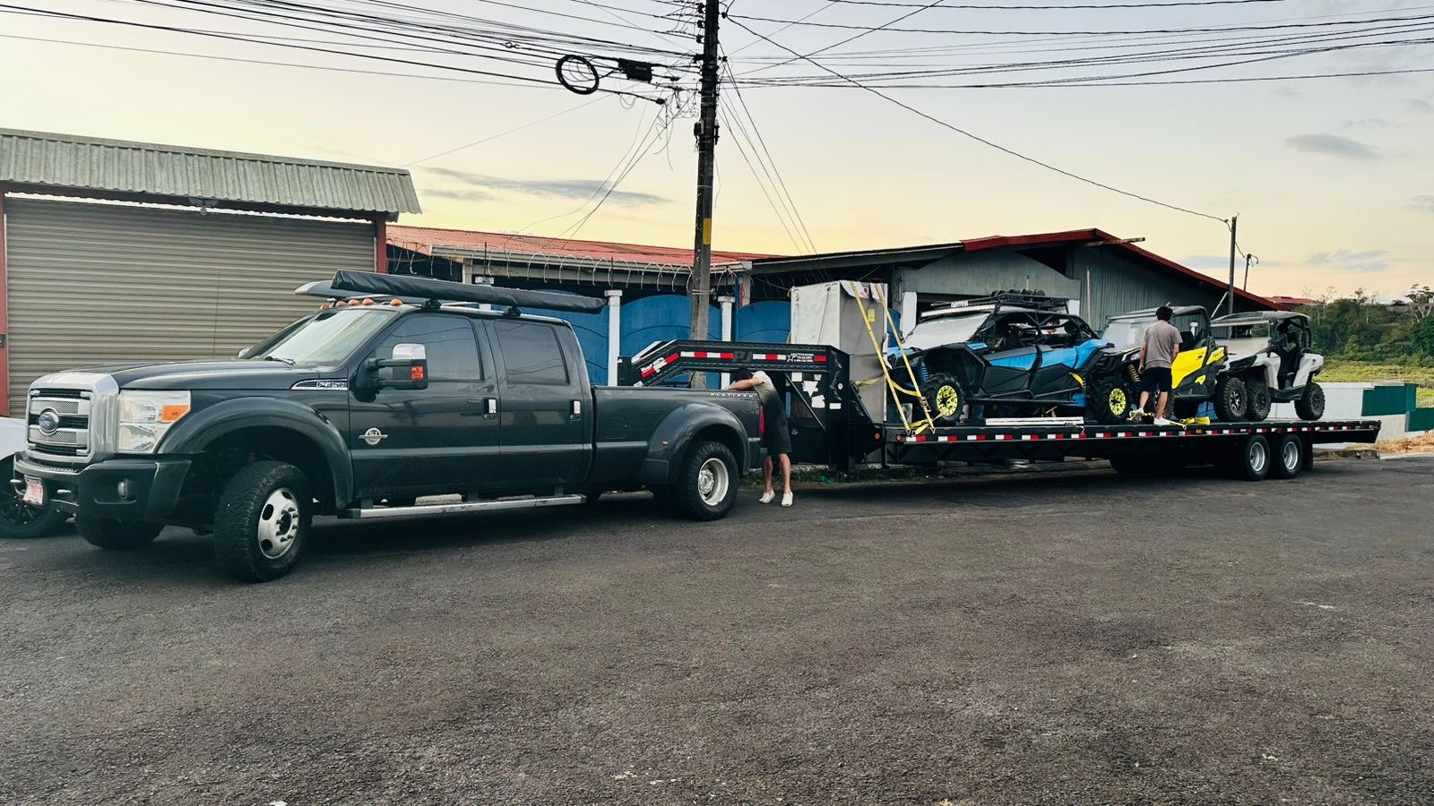 FORD F350 SUPERDUTY 6.7litro V8 Turbo Diesel Full Extra