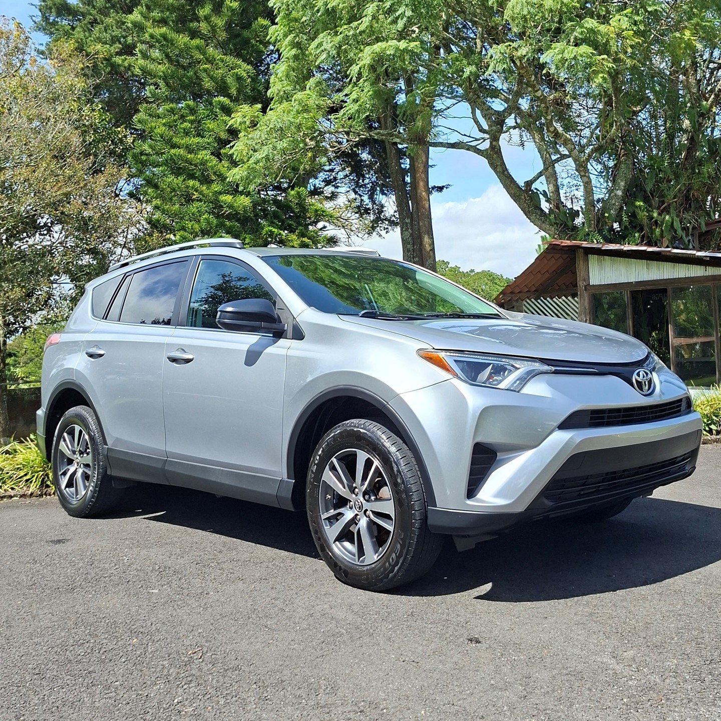 Toyota Rav4 LE 2016