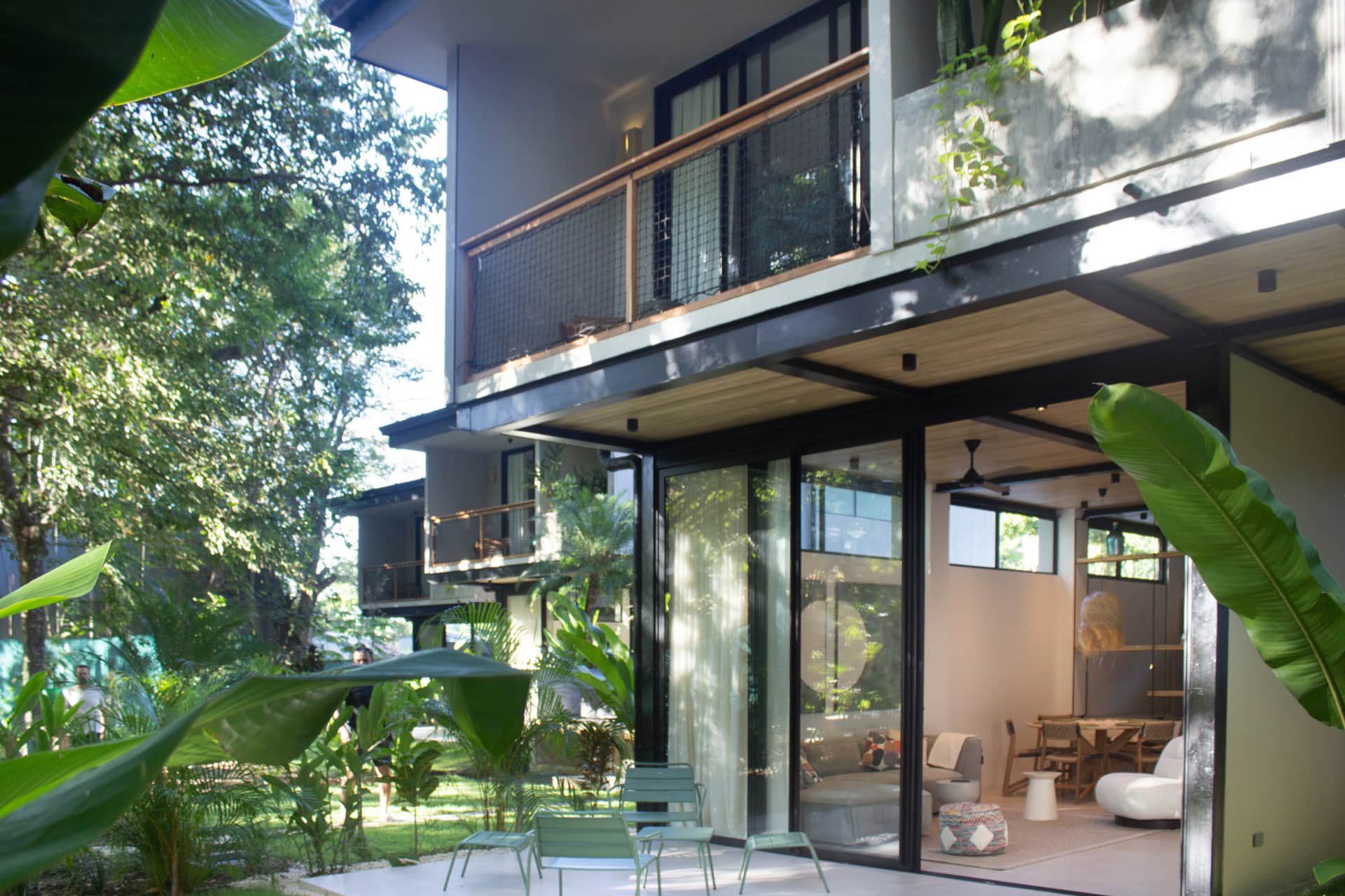 ENSEMBLE IMMOBILIER DE 6 MAISONS — EXPLOITATION LOCATIVE EN ACTIVITÉ