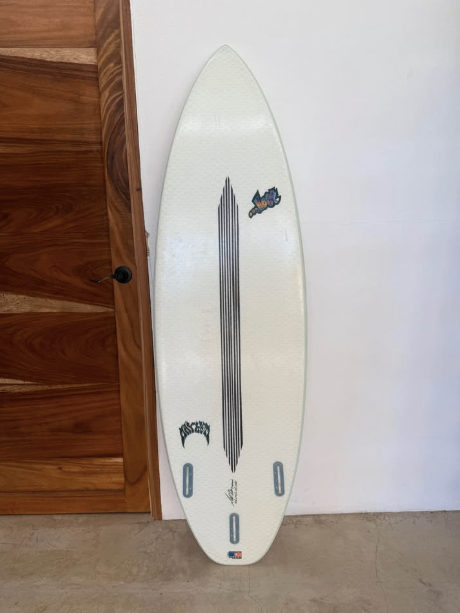 Tabla de surf Mason Ho Little Wing 5’10 en venta – Santa Teresa / Malp