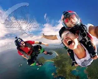 Aventura en Paracaidas - Skydiving con vista Espectaculares