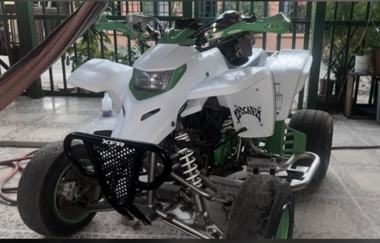  moto Yamaha YFS 200 modelo 2007 