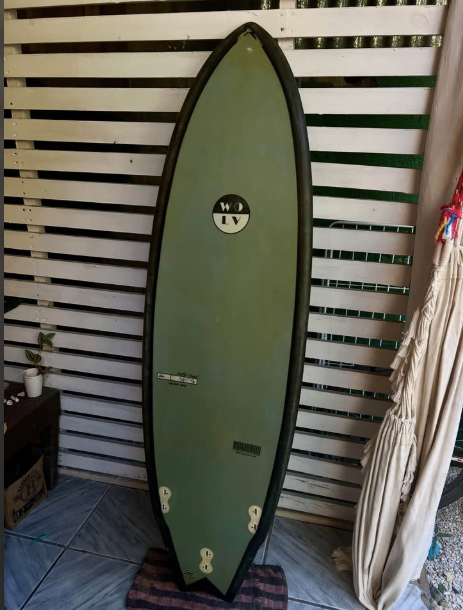 Tabla de Surf Fish 5’10 30L Epoxi – Santa Teresa Costa Rica