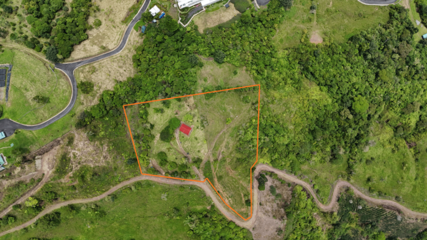 SE VENDE FINCA CON CABANA RUSTICA Y VISTAS PANORAMICAS AL VALLE