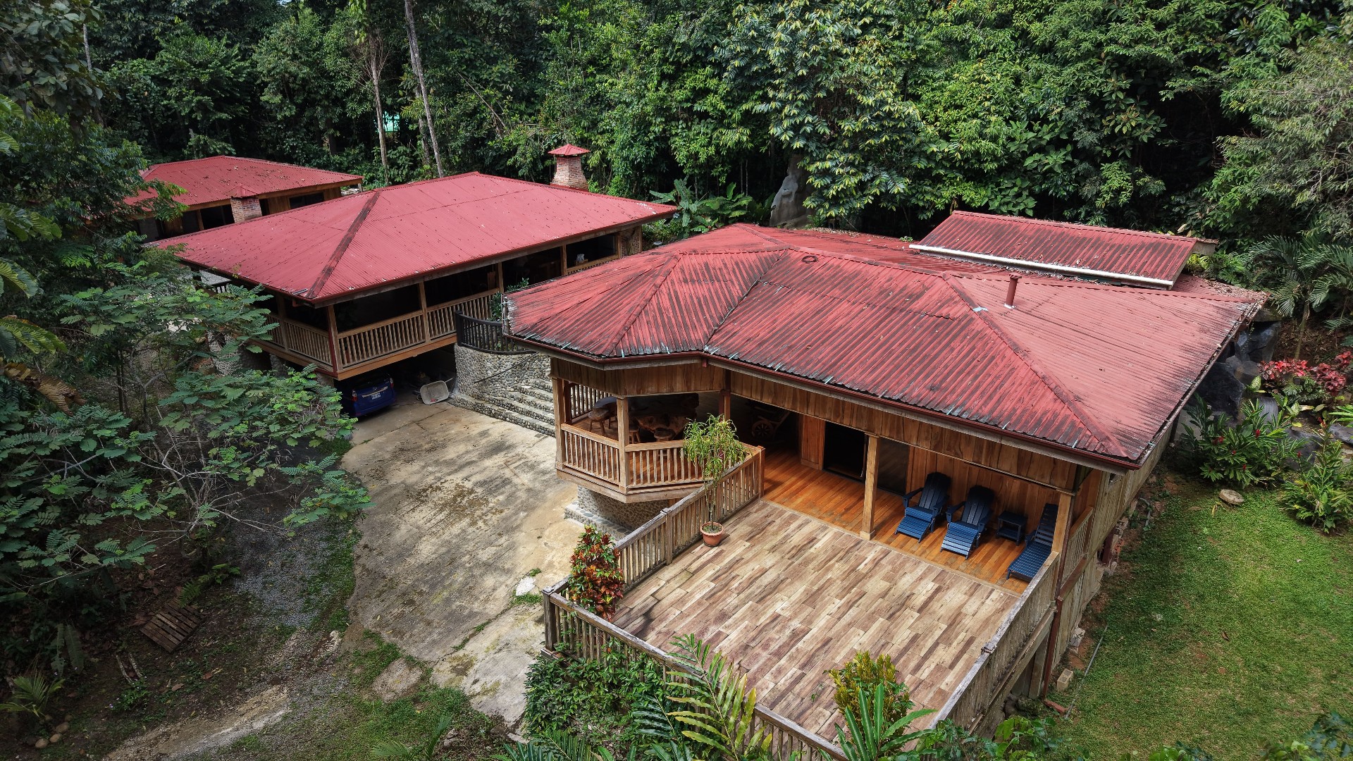 SE VENDE CASA EN SANTUARIO NATURAL CON RESERVA PRIVADA Y CASA DE HUESP