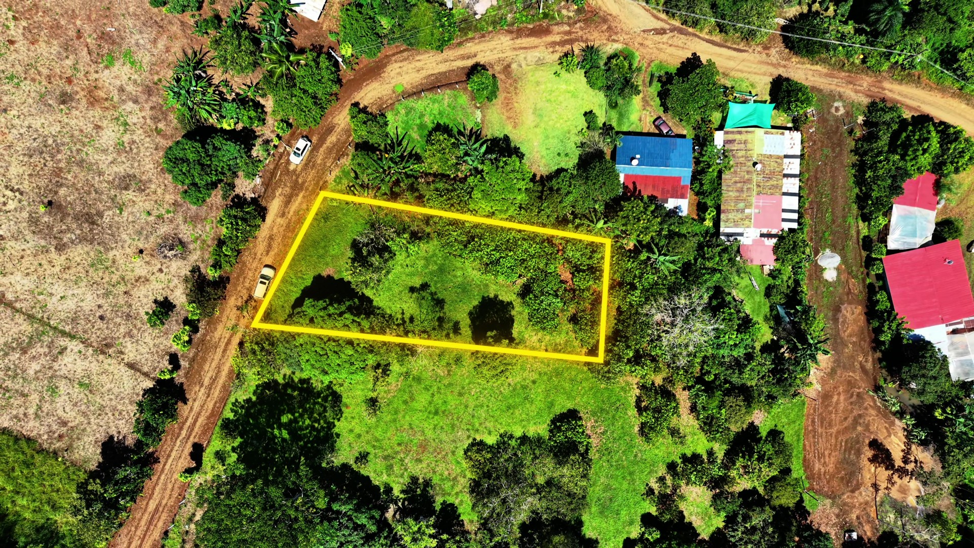 SE VENDE TERRENO LISTO PARA CONSTRUIR EN ZONA TRANQUILA Y DE CLIMA FRE