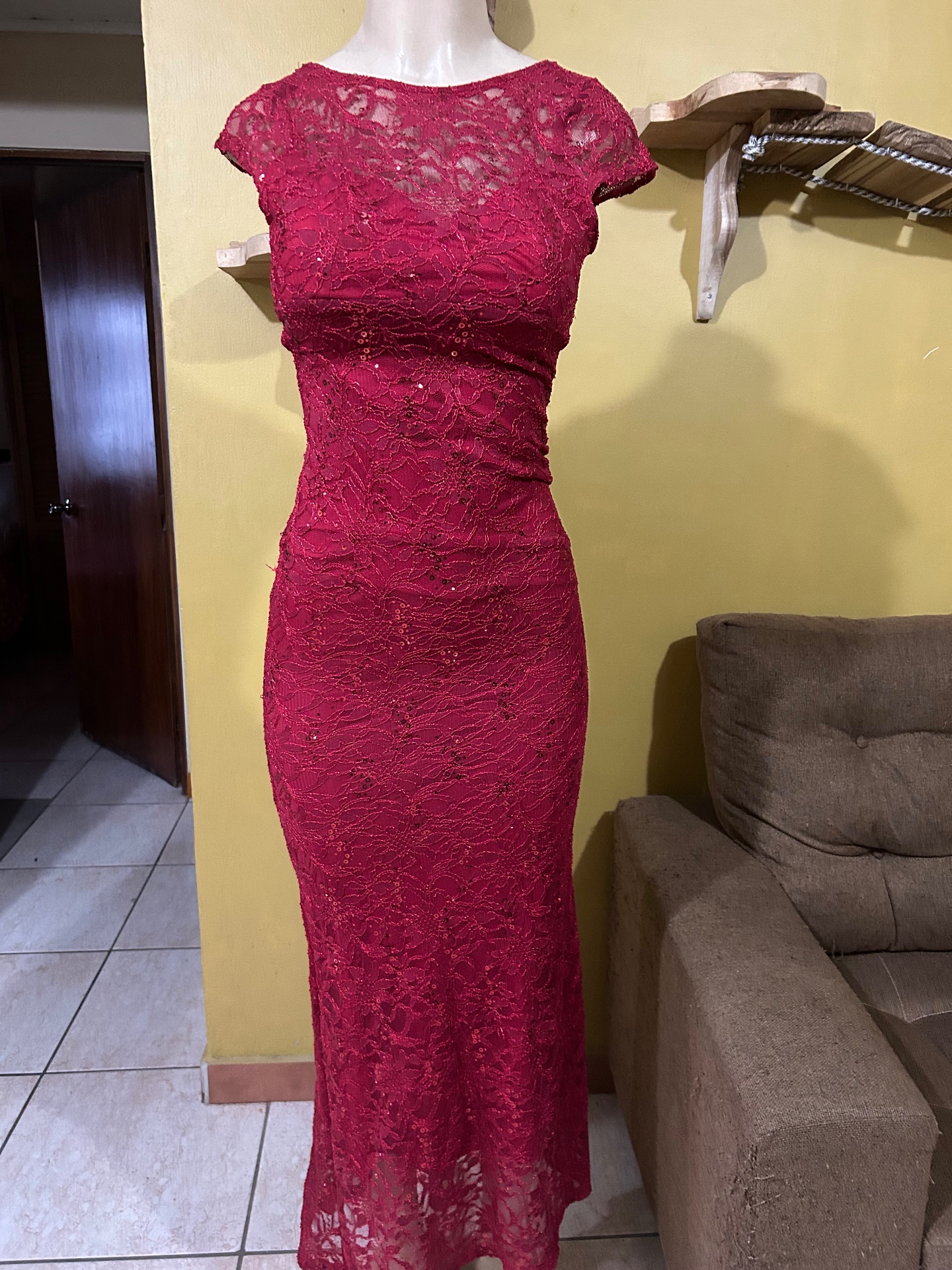Vestido rojo largo graduación  o boda 