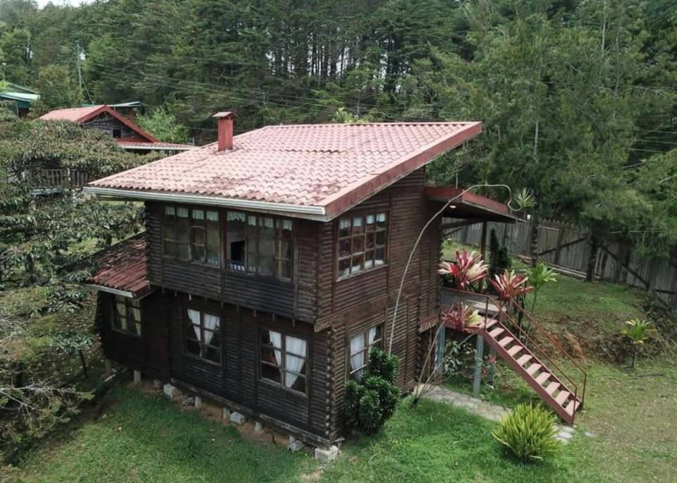 Cabaña en venta Palo Verde Costa Rica casa montaña con terreno