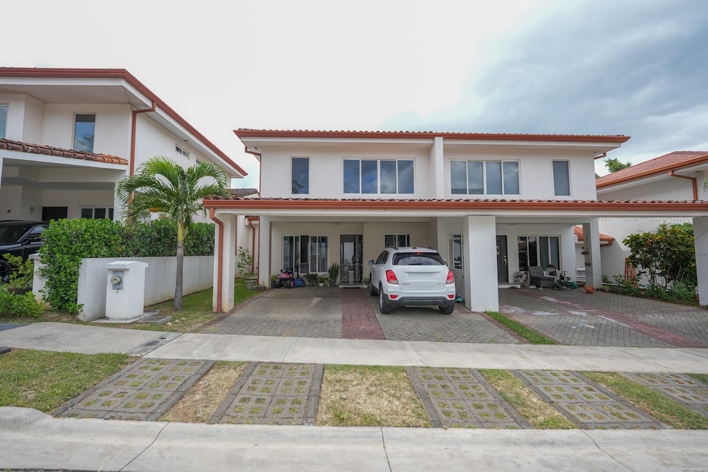 🏡 Modern House for Rent in Hacienda Colón | Ciudad Colón, Costa Rica