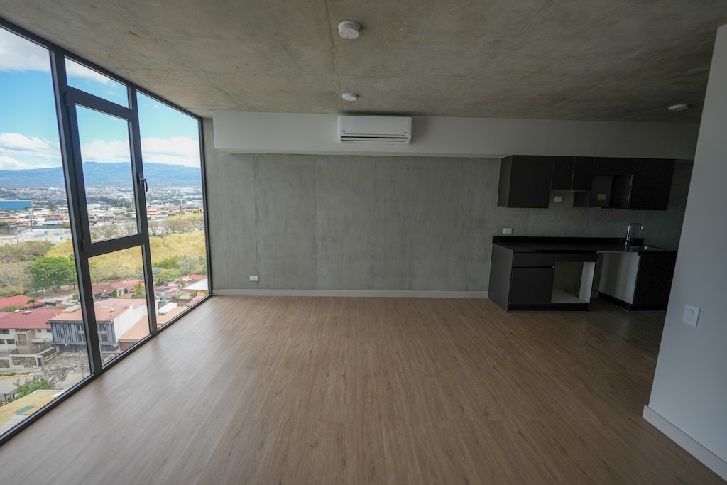 Modern Apartment for Sale in Torre Babylon Costa Rica