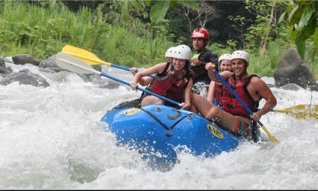 White Water Rafting in Jacó Costa Rica | Rafting Río Naranjo & Savegre