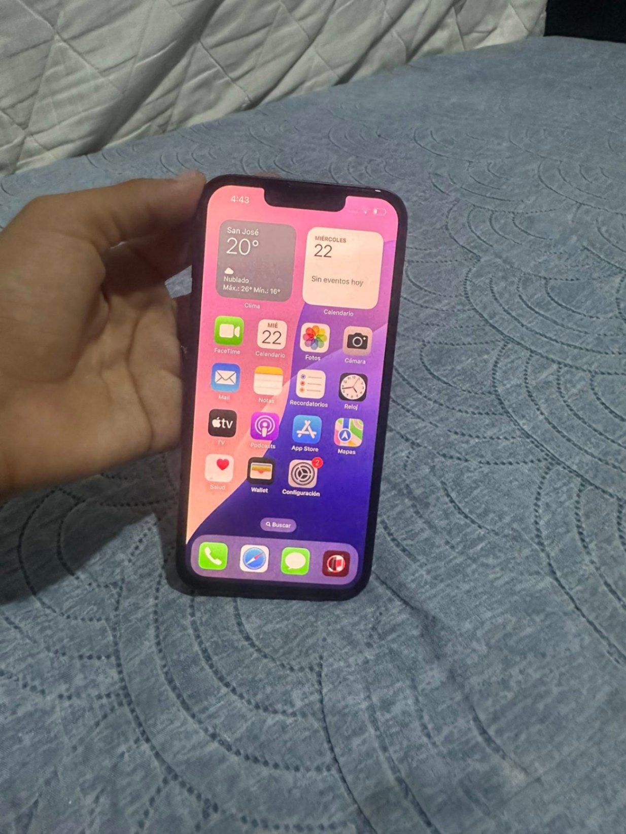 iPhone 13 en venta Costa Rica batería 87% buen estado