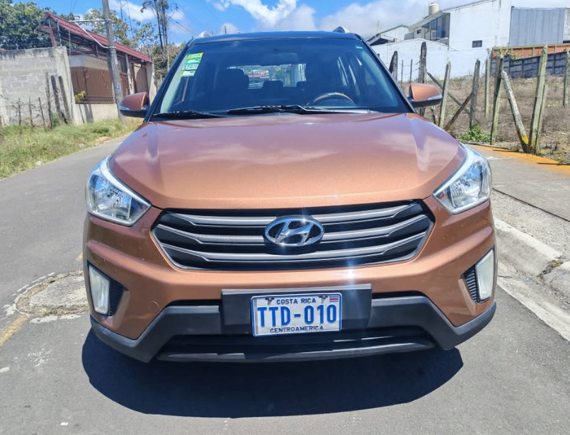 Creta 2017 manual 1.6cc recibo vehículo de menor valor