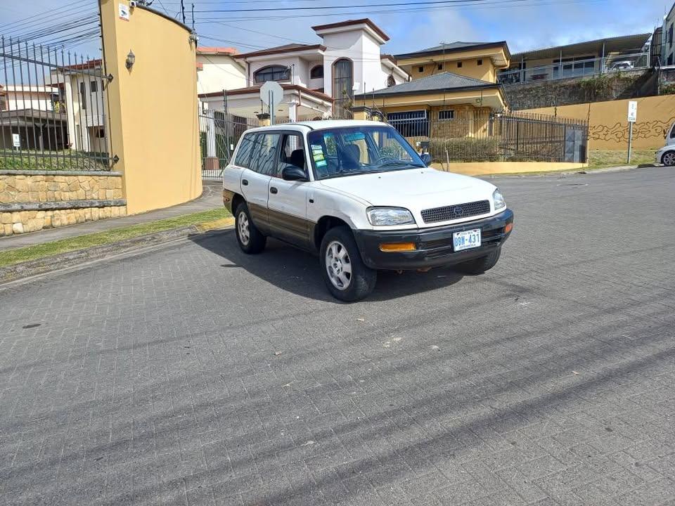 Toyota RAV4 1997 manual en venta 