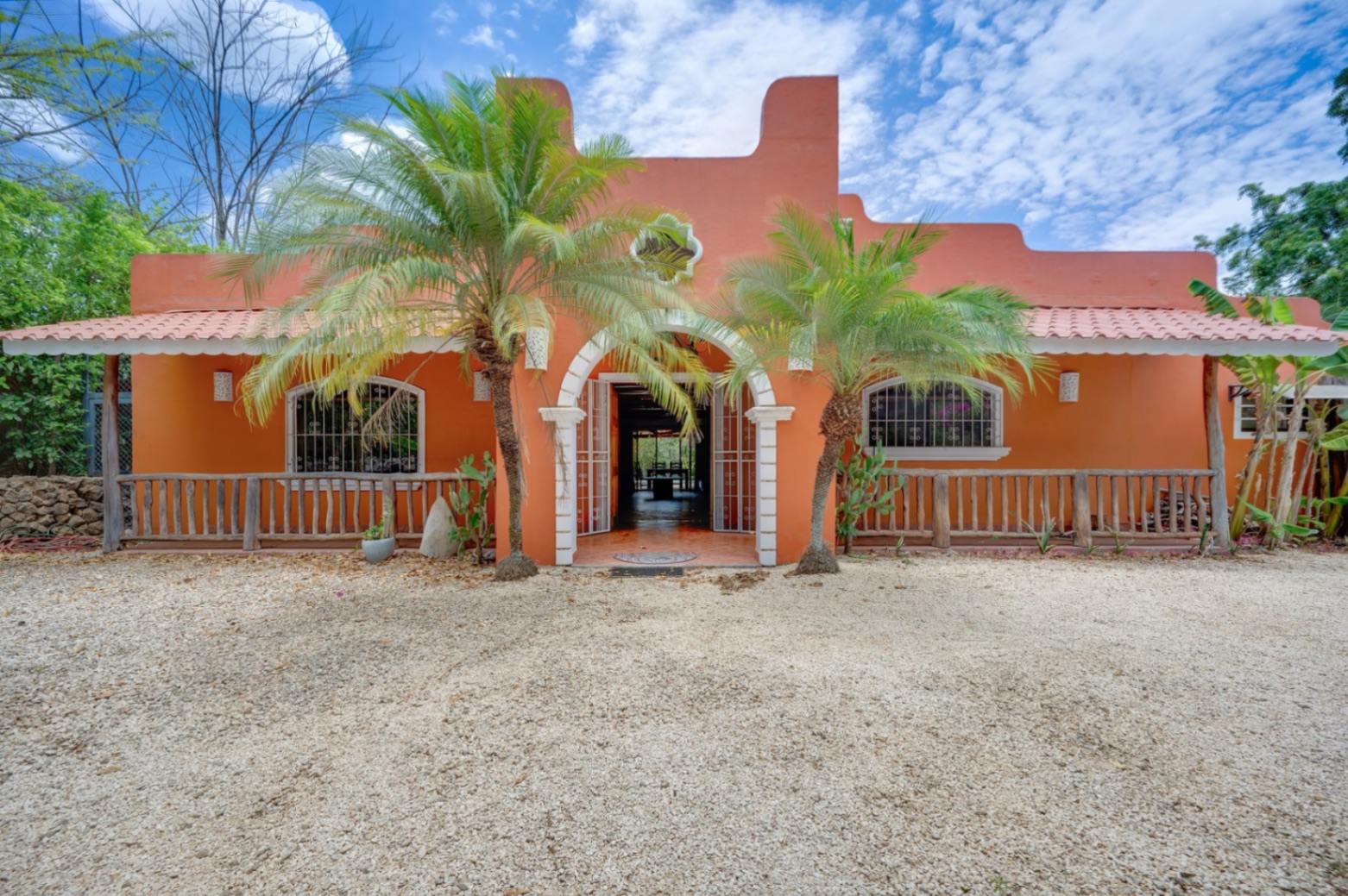 Venta Villa en Tamarindo Villarreal – Piscina privada + 2 apartamentos