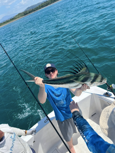 Pesca deportiva en Jacó Costa Rica + Tour Isla Tortuga | Salidas desde Herradura