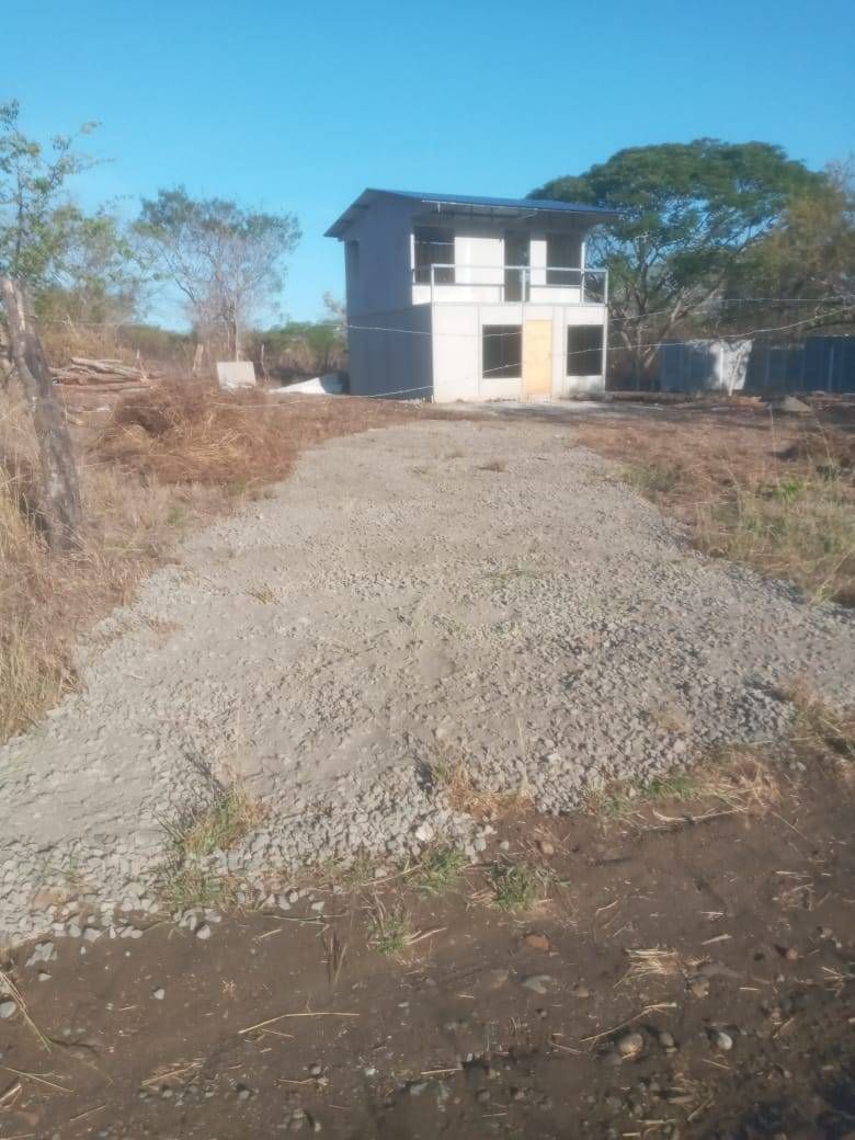 Se vende cabina a 4 minutos de Playa Blanca, Puntamorales