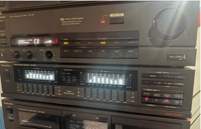 Ecualizador Technics SH-8057 de Doble Pantalla en Venta - Tamarindo
