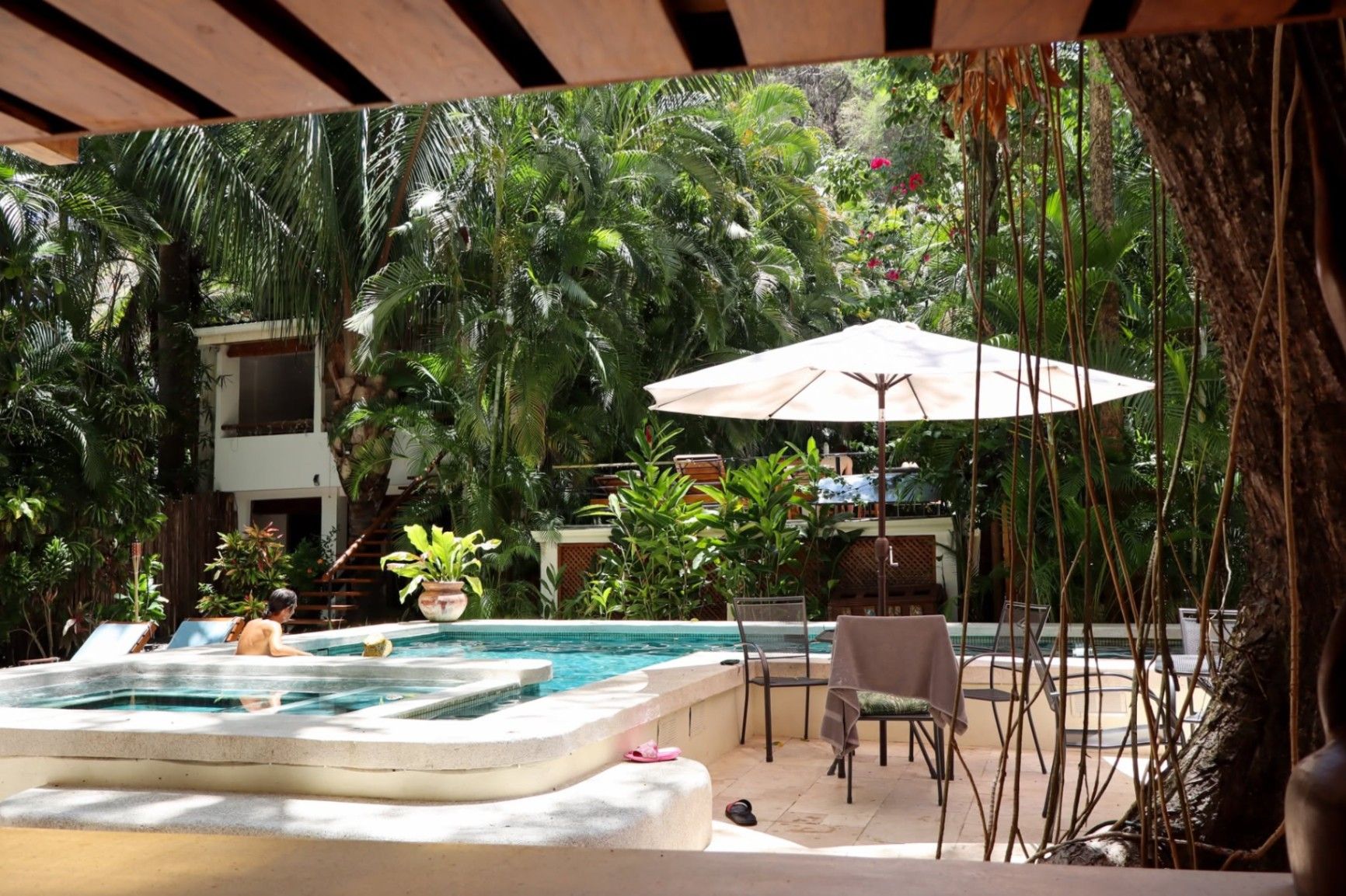 🌴✨ **HOTEL DREAMCATCHER – SANTA TERESA** ✨🌴