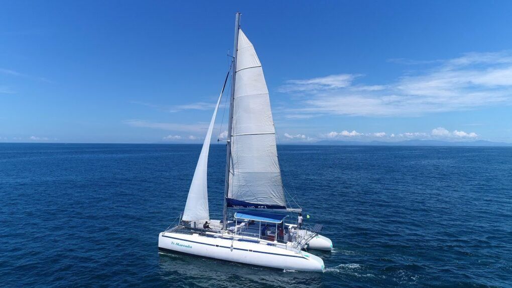 Lilos Rentals Tamarindo | Catamaran Tours, Golf Carts & Honda Navi